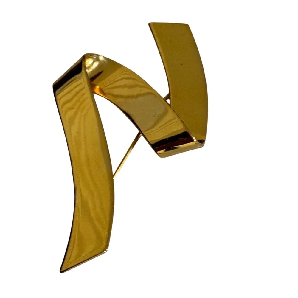 Monet Vintage‎ Gold Tone Ribbon Brooch Sculptural Wavy Abstract Modernist Pin